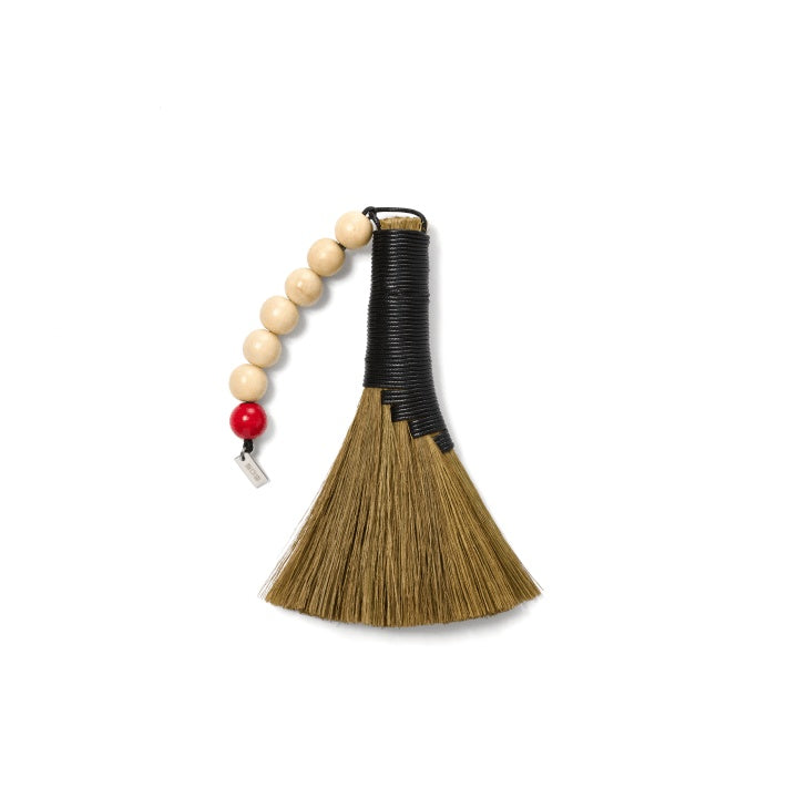 BTS - [2026 BTS DALMAJUNG X MU:DS] OFFICIAL MD Mini Broom